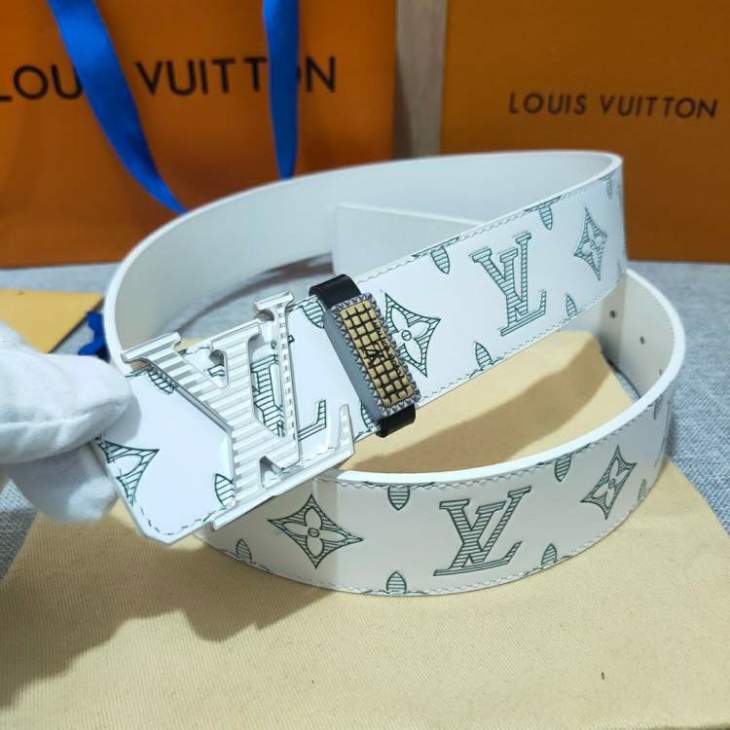 Picture of Louis Vuitton Belts _SKUfw140351485fw
